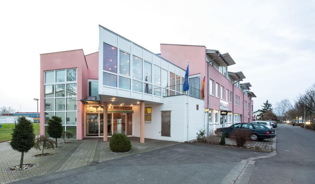Hotel An Der Waldstrasse Groß-Zimmern Exteriér fotografie